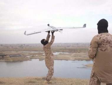 Βίντεο: Ο πιο «επικός» τζιχαντιστής του ISIS - Απογειώνει drone και μετά το ... ψάχνει!